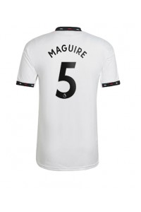 Fotbalové Dres Manchester United Harry Maguire #5 Venkovní Oblečení 2022-23 Krátký Rukáv